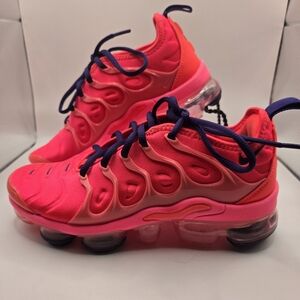 Women's Nike Air VaporMax Plus 'Bright Crimson' style code CU4907-600. Size 5.5